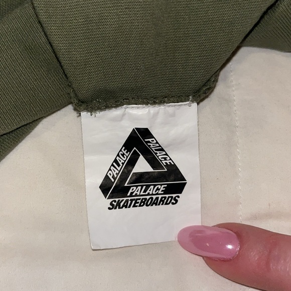 PALACE PAL ACE Panel Longsleeve
Olive - Picture 4 of 8